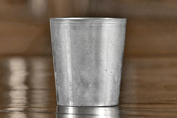 Vue d'ensemble de la timbale n° d'inventaire 02/00406. © Région Bourgogne-Franche-Comté, Inventaire du patrimoine