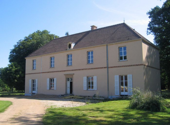 Vue d'ensemble de la façade de l'habitation. © Région Bourgogne-Franche-Comté, Inventaire du patrimoine