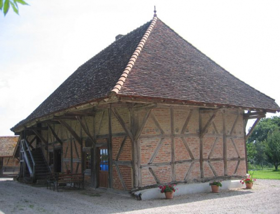 Vue d'ensemble de la façade de l'habitation. © Région Bourgogne-Franche-Comté, Inventaire du patrimoine