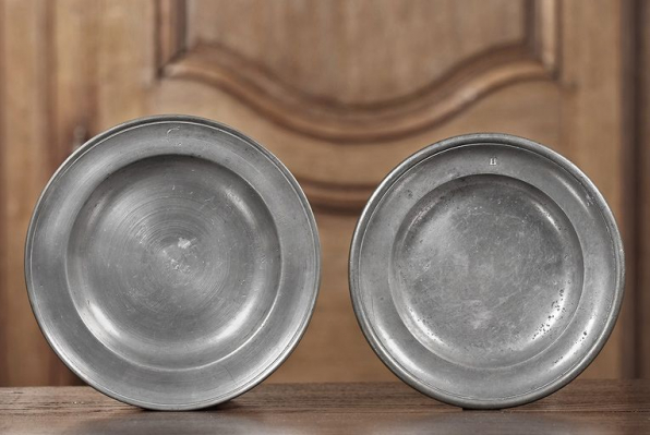 Assiettes n° 160 et 167. © Région Bourgogne-Franche-Comté, Inventaire du patrimoine