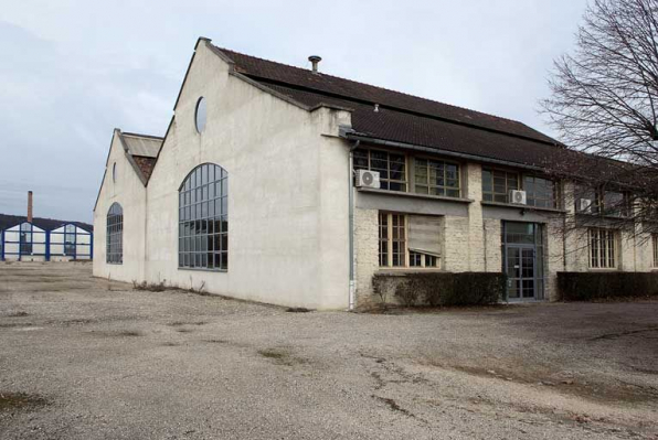 Partie du vaisseau est abritant les bureaux administratifs. © Région Bourgogne-Franche-Comté, Inventaire du patrimoine