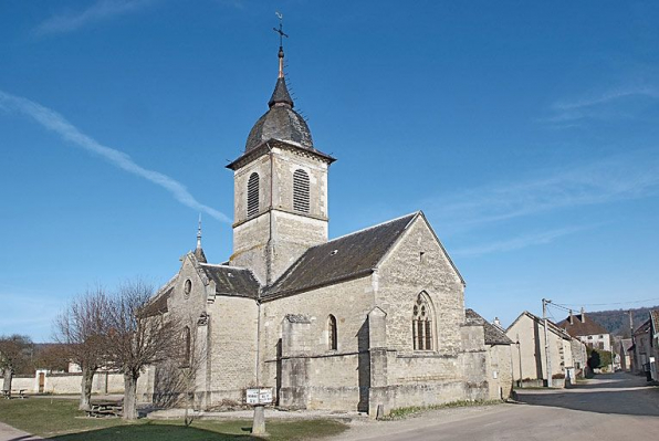 Choeur, chapelle droite et clocher. © Région Bourgogne-Franche-Comté, Inventaire du patrimoine