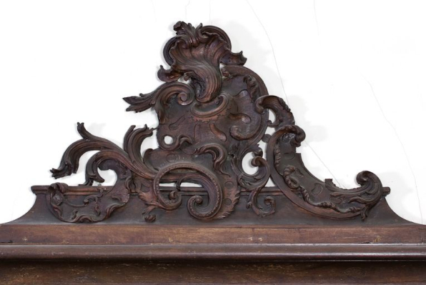 Détail : motif rocaille. © Région Bourgogne-Franche-Comté, Inventaire du patrimoine