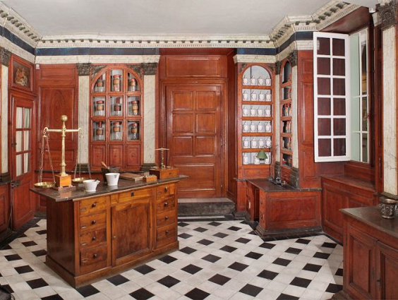 Apothicairerie. © Région Bourgogne-Franche-Comté, Inventaire du patrimoine