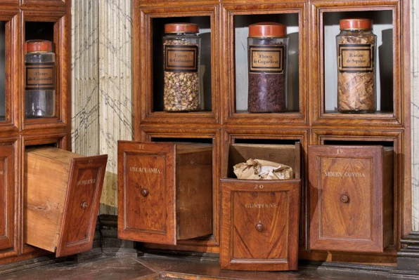 Détail des tiroirs. © Région Bourgogne-Franche-Comté, Inventaire du patrimoine