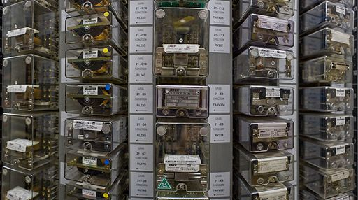 Salle des relais : chassis NS1, vue de face. © Région Bourgogne-Franche-Comté, Inventaire du patrimoine