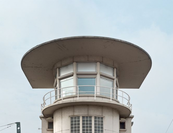 Vue extérieure du bureau de l'Agent de Circulation (AC). © Région Bourgogne-Franche-Comté, Inventaire du patrimoine