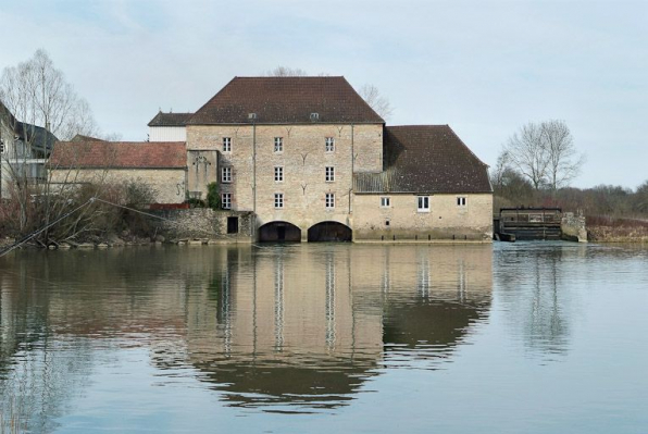 Moulin de Loisy, vu d'aval. © Région Bourgogne-Franche-Comté, Inventaire du patrimoine