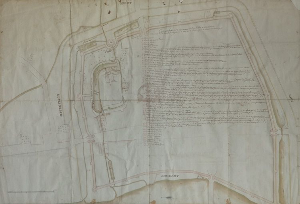 Vue de l'enceinte. © Région Bourgogne-Franche-Comté, Inventaire du patrimoine