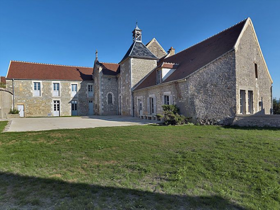Corps de logis avec aile en retour. © Région Bourgogne-Franche-Comté, Inventaire du patrimoine