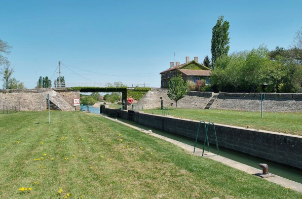 Le sas d'écluse de La Truchère. © Région Bourgogne-Franche-Comté, Inventaire du patrimoine