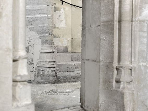 Départ de l'escalier en vis du grand logis. © Région Bourgogne-Franche-Comté, Inventaire du patrimoine Départ de l'escalier en vis du grand logis. © Région Bourgogne-Franche-Comté, Inventaire du patrimoine