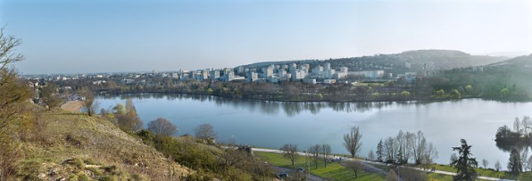Vue générale de la Fontaine-d'Ouche depuis le nord-ouest. © Région Bourgogne-Franche-Comté, Inventaire du patrimoine