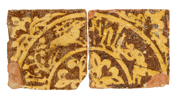 Carreaux de pavement, fragments archéologiques : détail. © Région Bourgogne-Franche-Comté, Inventaire du patrimoine Carreaux de pavement, fragments archéologiques : détail. © Région Bourgogne-Franche-Comté, Inventaire du patrimoine
