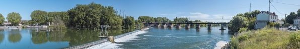 Vue d'ensemble depuis la rive gauche. © Région Bourgogne-Franche-Comté, Inventaire du patrimoine