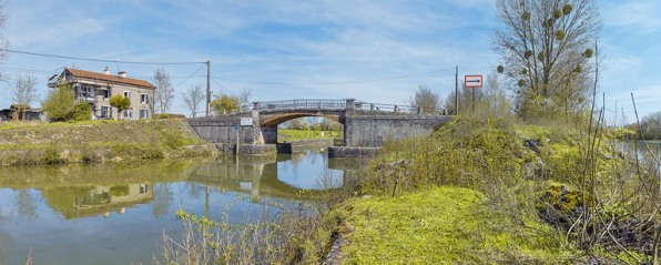 Vue d'ensemble depuis la sortie de la dérivation. © Région Bourgogne-Franche-Comté, Inventaire du patrimoine