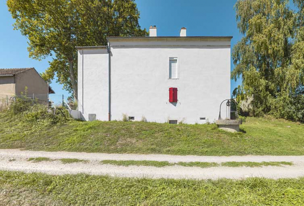 La maison éclusière : face arrière. © Région Bourgogne-Franche-Comté, Inventaire du patrimoine