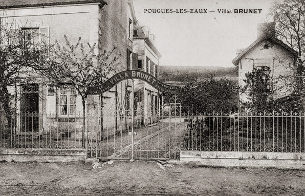 Entrée sur la rue, vers 1908. © Région Bourgogne-Franche-Comté, Inventaire du patrimoine