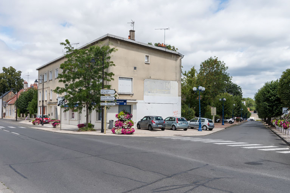 Vue actuelle, situation à l'angle de l'avenue de Paris et de l'avenue de Conti. © Région Bourgogne-Franche-Comté, Inventaire du patrimoine