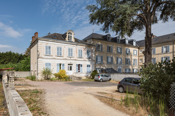 Façade principale de la villa, annexe de l'Hôtel du Parc (visible à droite). © Région Bourgogne-Franche-Comté, Inventaire du patrimoine