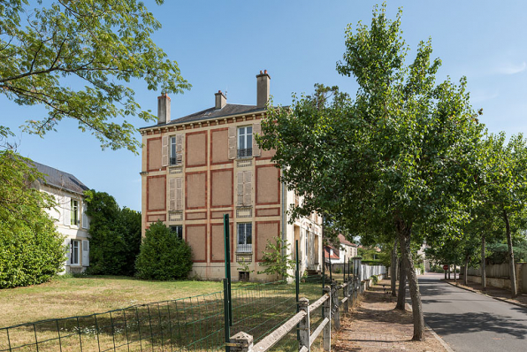 Vue d'ensemble depuis le nord-ouest. © Région Bourgogne-Franche-Comté, Inventaire du patrimoine