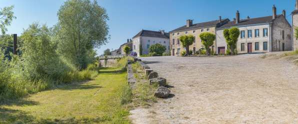 Les quais vus d'aval. © Région Bourgogne-Franche-Comté, Inventaire du patrimoine