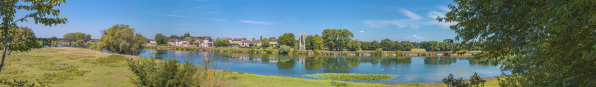 Vue d'ensemble du hameau de Chauvort et de la digue entre le pont sur la Dheune, en amont et le viaduc de Chauvort, en aval. © Région Bourgogne-Franche-Comté, Inventaire du patrimoine