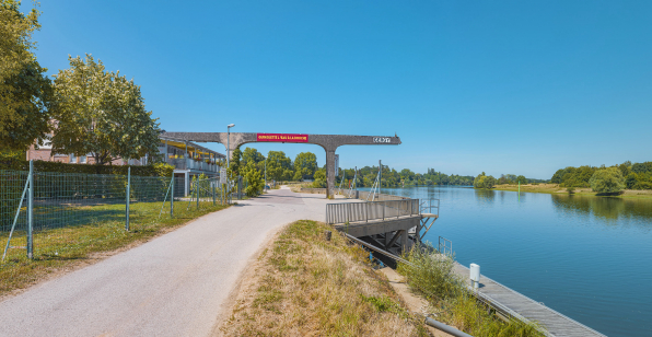 La halte nautique et ses pontons. © Région Bourgogne-Franche-Comté, Inventaire du patrimoine