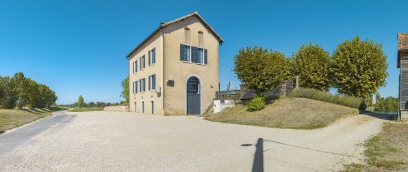 Pignon et façade postérieure de la maison. © Région Bourgogne-Franche-Comté, Inventaire du patrimoine