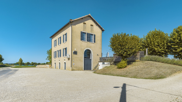 Pignon et façade postérieure de la maison. © Région Bourgogne-Franche-Comté, Inventaire du patrimoine