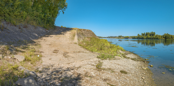 Rampe et perrés de la Mare-Jandeau. © Région Bourgogne-Franche-Comté, Inventaire du patrimoine