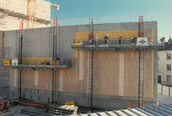 Construction : isolation d'un mur. 1er avril 1997. © Région Bourgogne-Franche-Comté, Inventaire du patrimoine