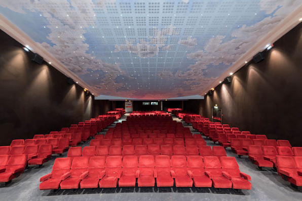 Salle 1 : vue depuis l'écran. © Région Bourgogne-Franche-Comté, Inventaire du patrimoine