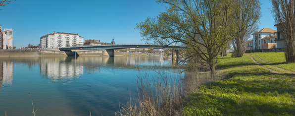 Le début du quai Saint-Cosme, à l'aval du pont Jean-Richard. © Région Bourgogne-Franche-Comté, Inventaire du patrimoine