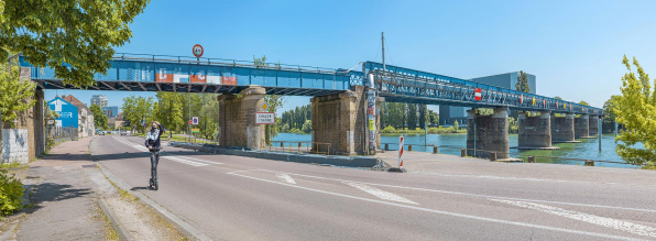 Le viaduc des Dombes : vu d'aval, rive droite. © Région Bourgogne-Franche-Comté, Inventaire du patrimoine