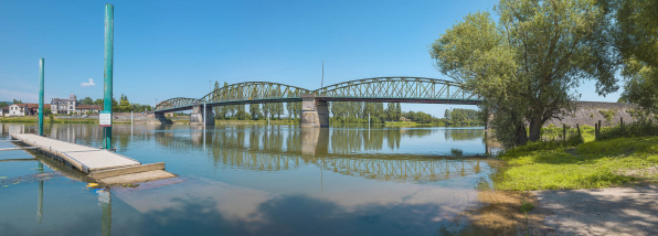 Le pont de Fleurville, vu d'aval, depuis la rive gauche. © Région Bourgogne-Franche-Comté, Inventaire du patrimoine