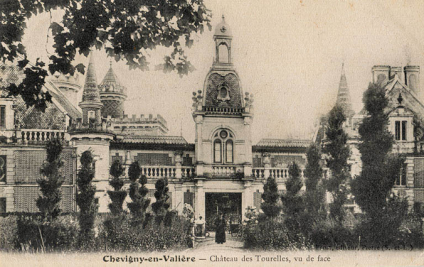 Chevigny-en-Valière - Château des Tourelles, vu de face. S.d. [limite 19e siècle 20e siècle, avant 1905]. © Région Bourgogne-Franche-Comté, Inventaire du patrimoine