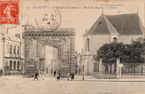 35. Beaune. - Tribunal de Commerce. Porte St-Nicolas et Théâtre. S.d. [1er quart 20e siècle, avant 1912]. © Région Bourgogne-Franche-Comté, Inventaire du patrimoine