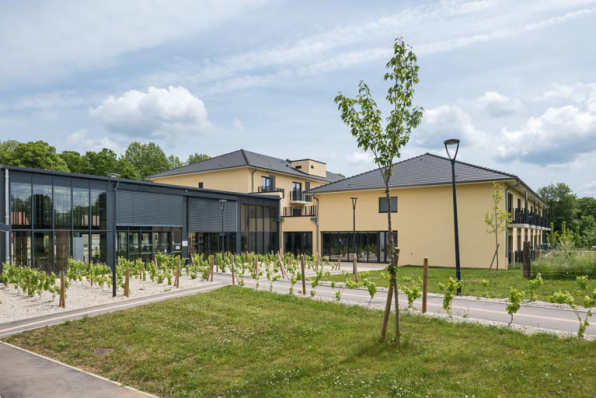 Vue de l'établissement thermal de 2021. © Région Bourgogne-Franche-Comté, Inventaire du patrimoine