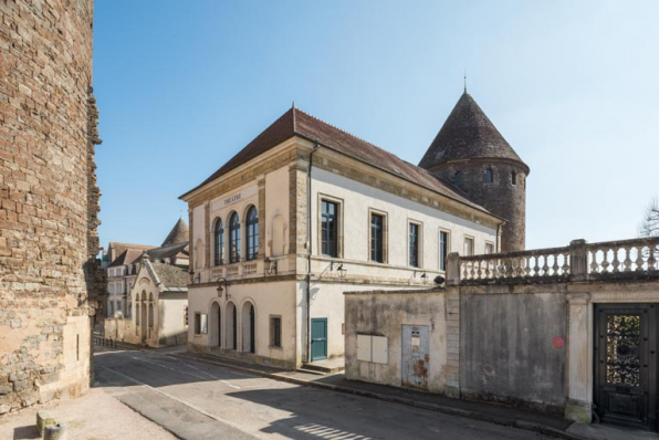 Vue d'ensemble, depuis l'ouest. © Région Bourgogne-Franche-Comté, Inventaire du patrimoine