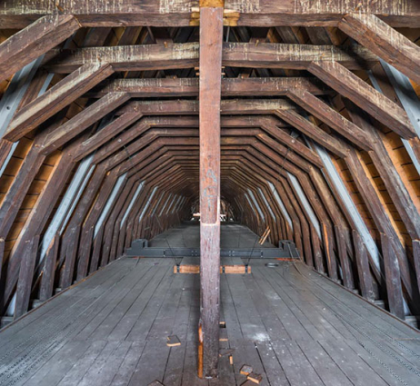 Comble : vue prise en direction du chevet oriental. © Région Bourgogne-Franche-Comté, Inventaire du patrimoine