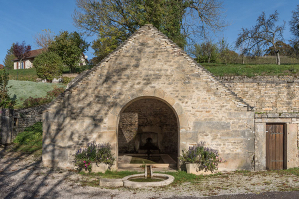 Vue de la façade ouest.  © Région Bourgogne-Franche-Comté, Inventaire du patrimoine