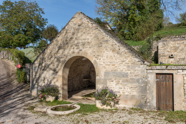 Vue de la façade ouest.  © Région Bourgogne-Franche-Comté, Inventaire du patrimoine