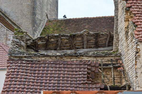 Détail de la toiture côté est.  © Région Bourgogne-Franche-Comté, Inventaire du patrimoine