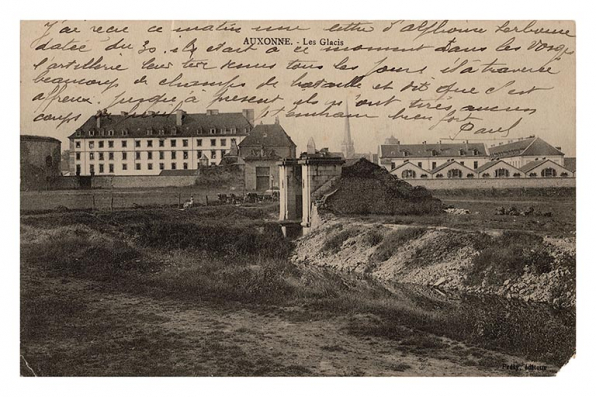 Auxonne - Les glacis. S.d. [1er quart 20e siècle, avant 1904]. © Archives municipales, Auxonne