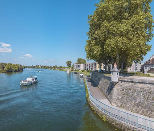 La Saône et la guérite du bastion de France. © Région Bourgogne-Franche-Comté, Inventaire du patrimoine
