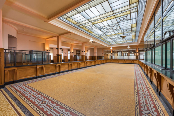 Rez-de-chaussée, hall du public. © Région Bourgogne-Franche-Comté, Inventaire du patrimoine