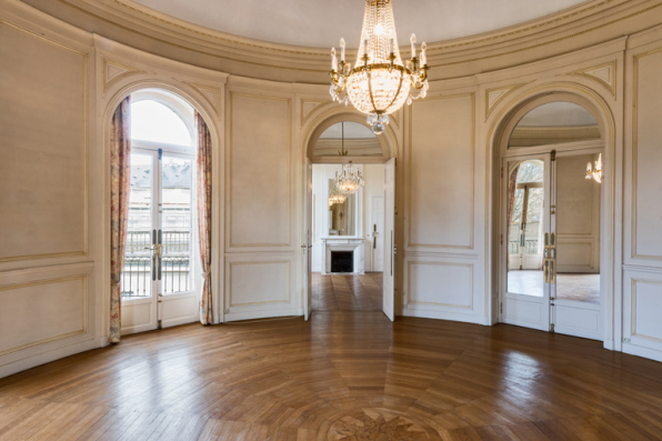 Premier étage, appartement du directeur, salon. © Région Bourgogne-Franche-Comté, Inventaire du patrimoine