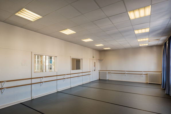 Salle de danse au 1er étage. © Région Bourgogne-Franche-Comté, Inventaire du patrimoine Salle de danse au 1er étage. © Région Bourgogne-Franche-Comté, Inventaire du patrimoine