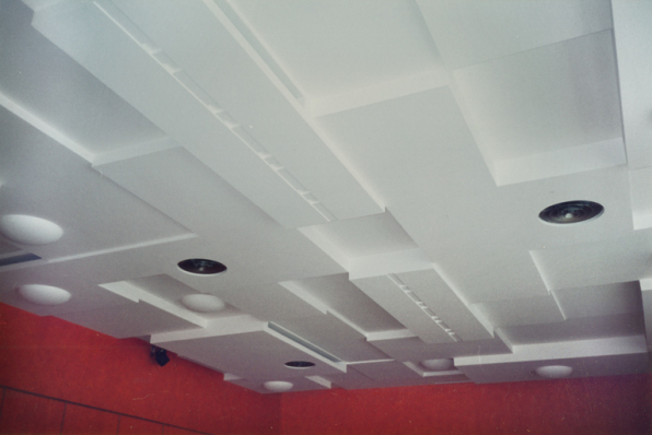 [Foyer du public : décor du plafond]. 1996. © Région Bourgogne-Franche-Comté, Inventaire du patrimoine